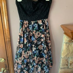 Strapless flower dress